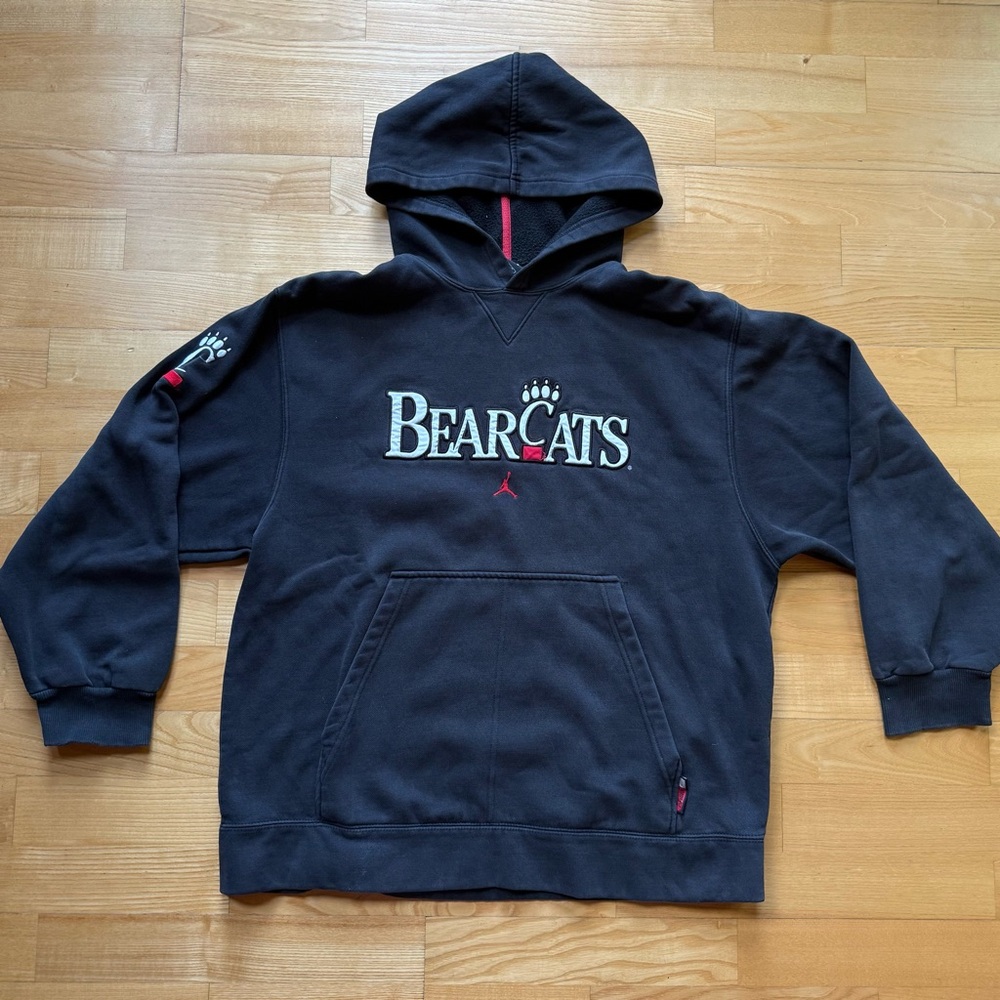 Vintage Cincinnati Bearcats Nike Air Jordan hoodie medium